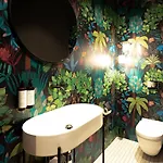 Aparthotel Black F House - Serviced