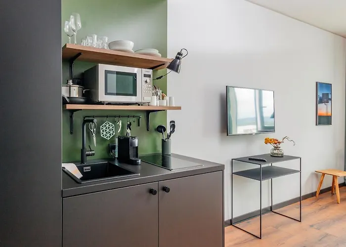 Black F House - Serviced Hotel apartamentowy